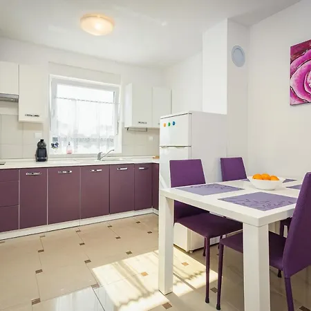 Lägenhet Seaside Lara *