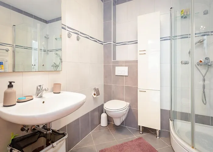 Seaside Lara 아파트